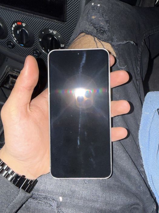 Samsung S24 256GB White