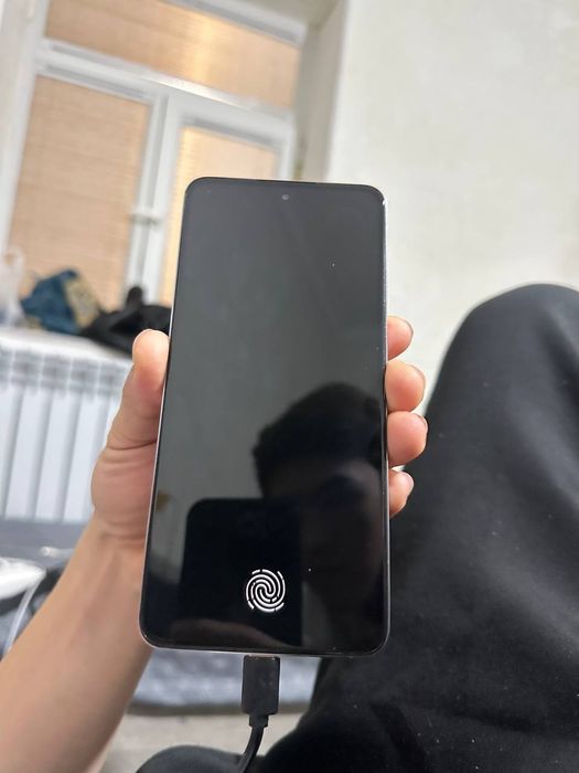 Oppo reno 12 f.    .