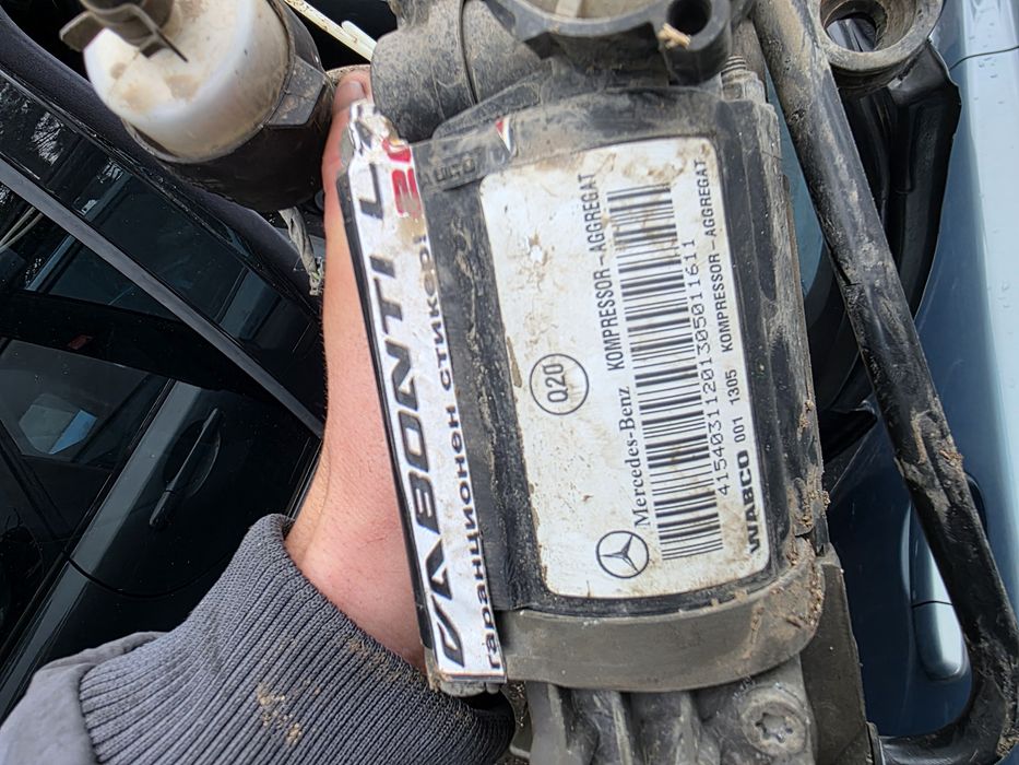 Компресор за въздушно окачване за възглавници на Mercedes W211