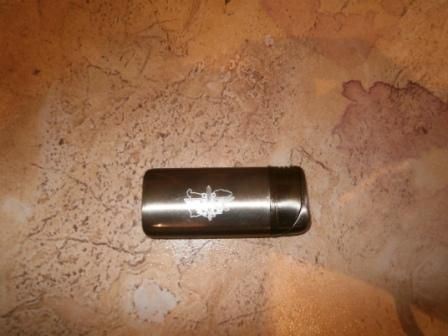 Запалка със знака на ГЩ на БА