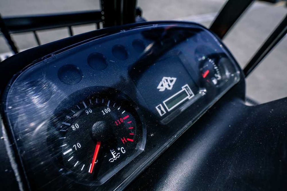 Вилочный погрузчик ( Кара)