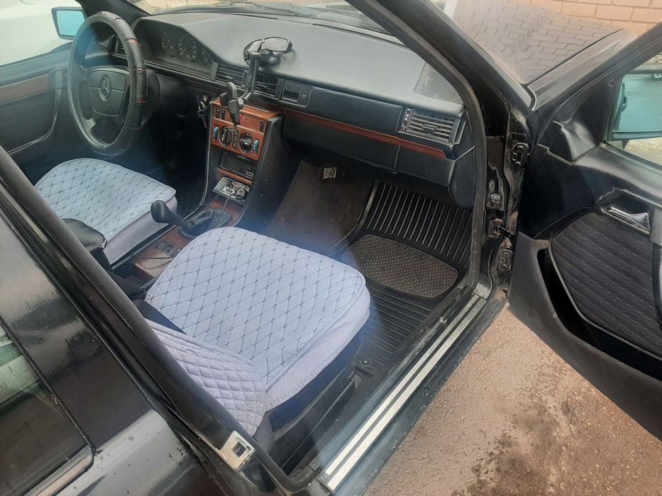 Продам Мерседес 124