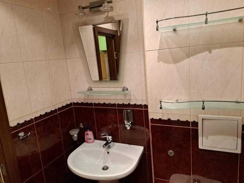 Напълно обзаведен двустаен апартамент в Славейков