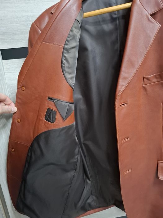 Продам кожаный пиджак