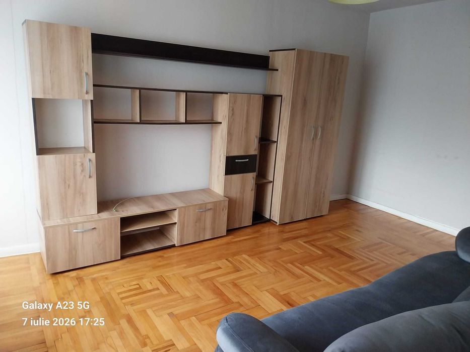 Se inchiriaza garsoniera