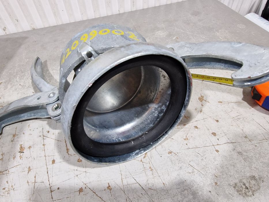 Capac mama 4 toli vidanja import Italia preț 395 lei cu tva se poate t