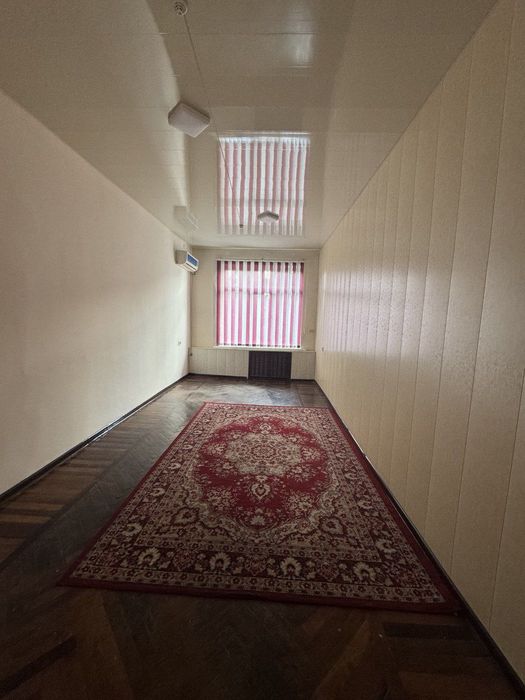 Чиланзарский район. Узбек фильм сдаются офисы от 10 до 100м2 с мебелью