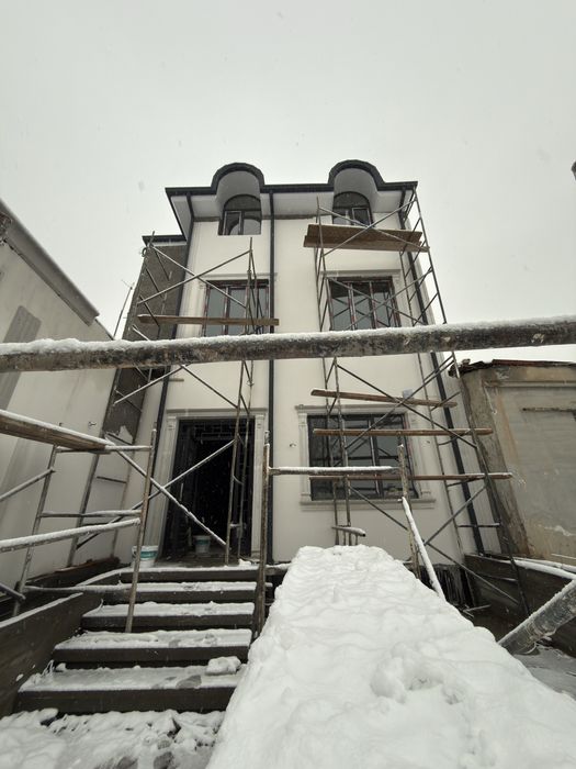 Продажа Коттеджа с двором 1,8 сотки Мирзо Улугбек Греческий городок