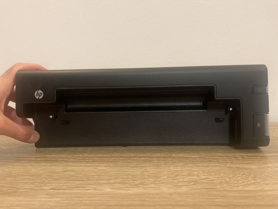 HP 2560 Docking Station