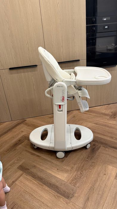 Стульчик Peg-Perego Tatamia Follow Me