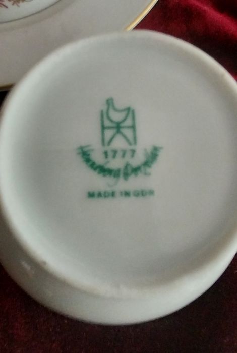 Чайно-кофейный  сервиз