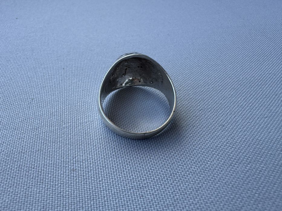 Ghiul barbatesc din argint si email