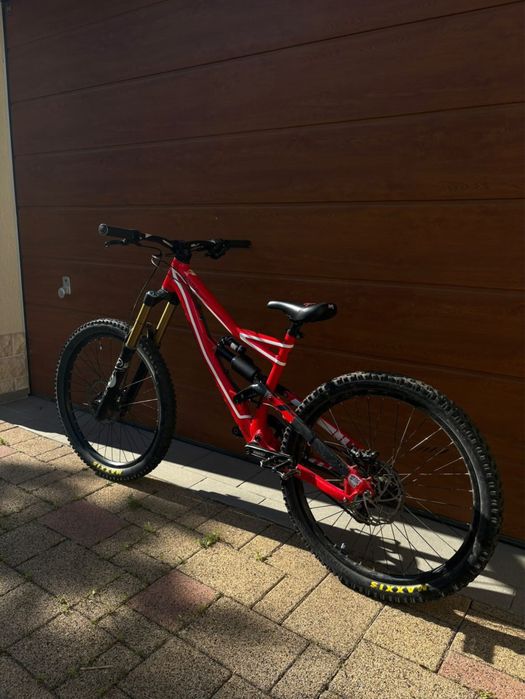 Vand sau schimb specialized status 1