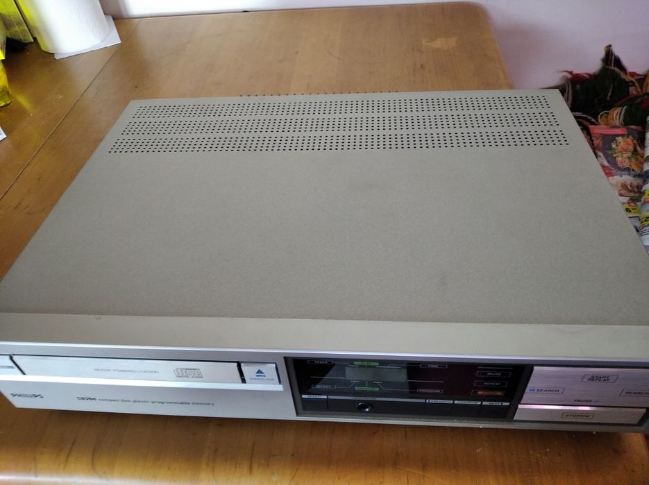 Philips cd204 като ново е