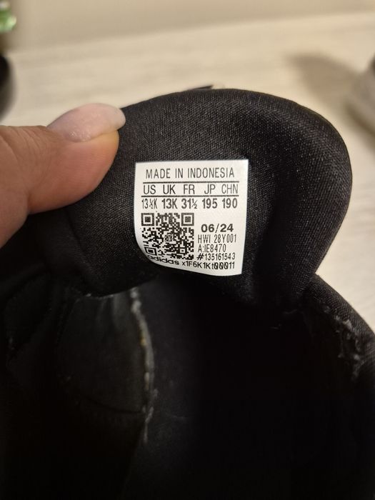 Маратонки adidas