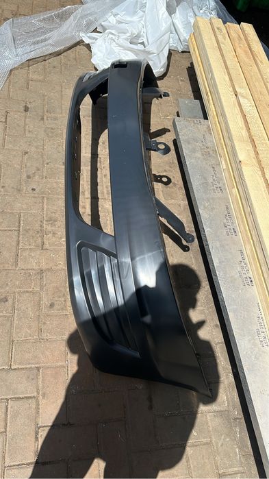 Запчасти по кузову на Рено Ниссан Renault Nissan