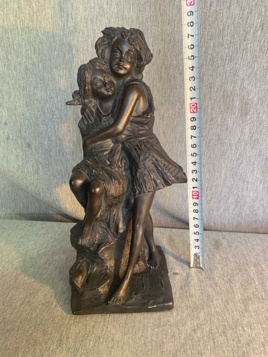 стара фигура статуетка