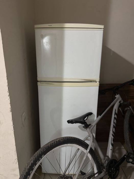 Продам холодильник б/у