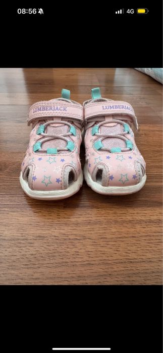 Sandale marimea 22