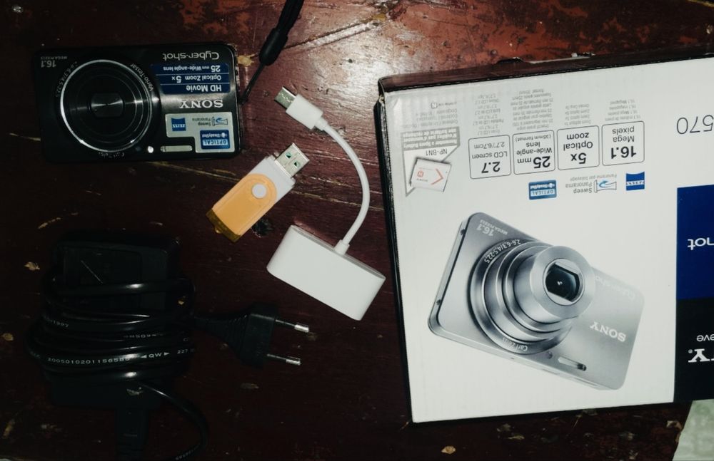 Продаю Sony Cyber-shot DSC-W570