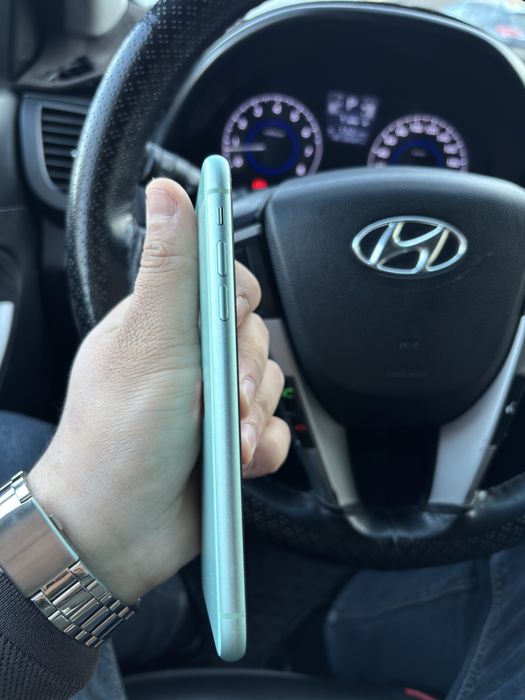 Iphone 11 128gb продам