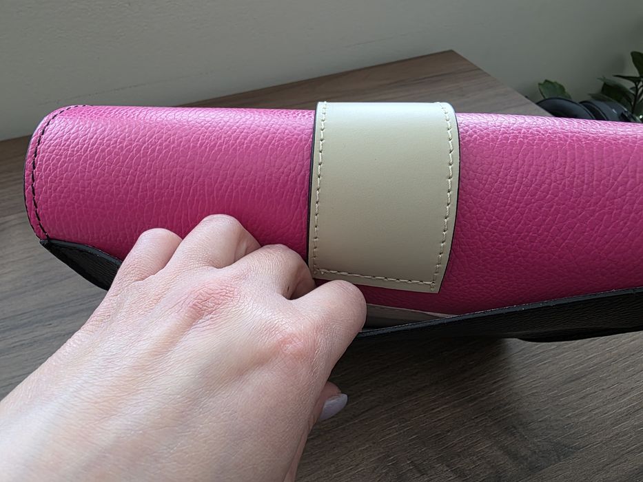 Дамска чанта от ест.кожа EGO
WILD FLOWER