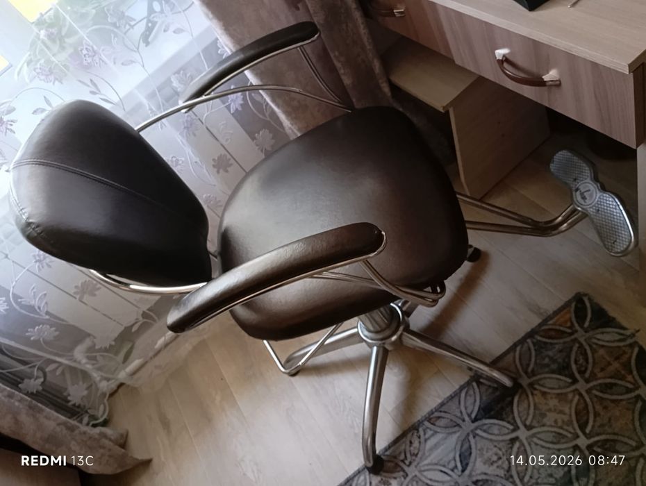Продам кресло для бьюти сферы