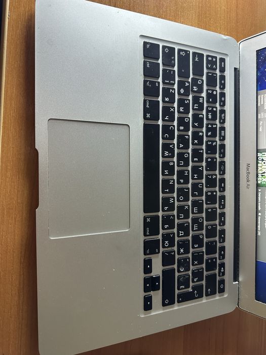 Продам macbook air 13 2017