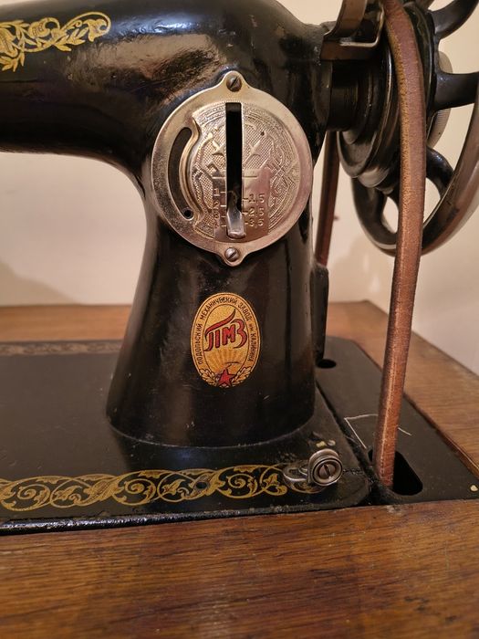 Продам советскую швейную машину ПМЗ им. Калинина