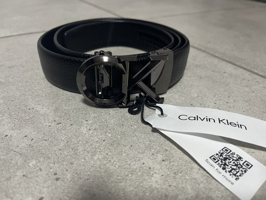 Vând curea Calvin Klein CK