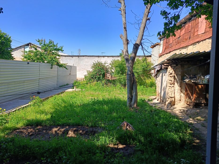 Ollmos maxallada srochna xovli sotiladi  4,17 sotixi 35000$ Dan