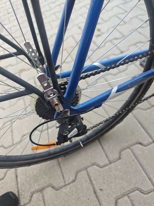 Vand bicicleta nouă