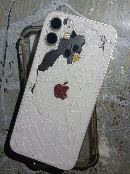 Iphone 12 srochno
