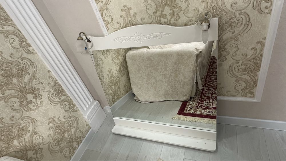 Срочно Продам зеркало для ванны