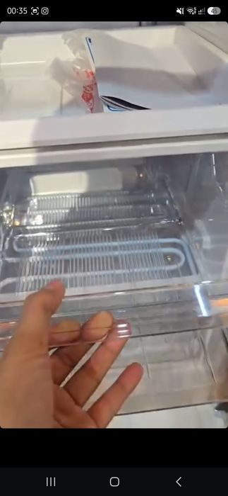 Продам мини  морозильник почти новый