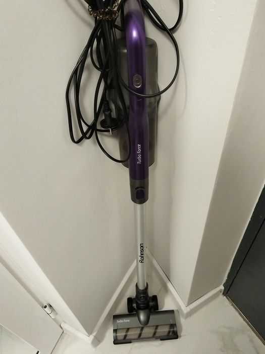 Продавам прахосмукачка ronson