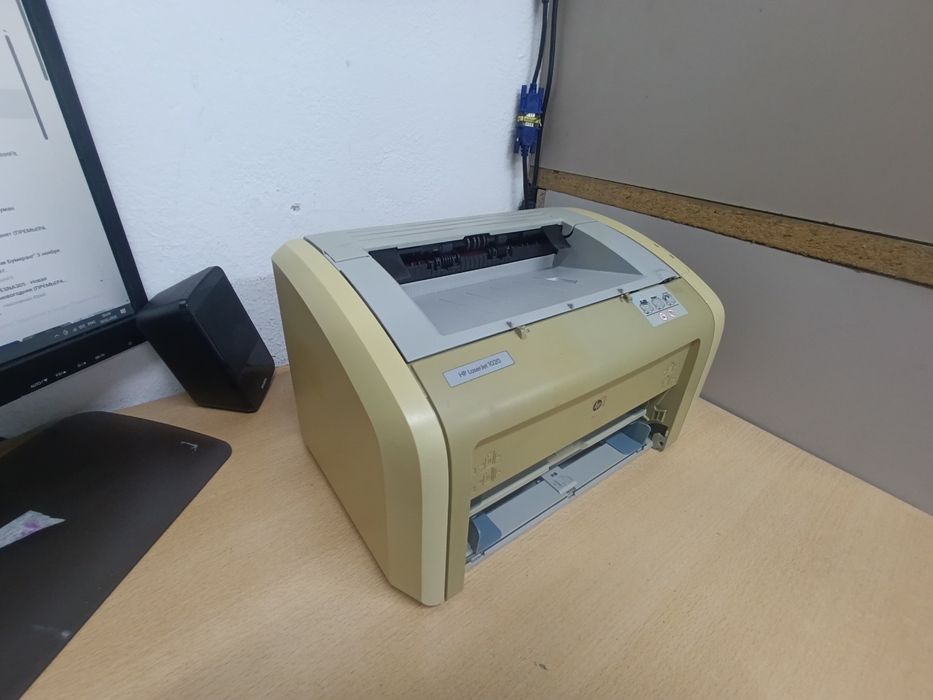 Принтер HP LJ 1020