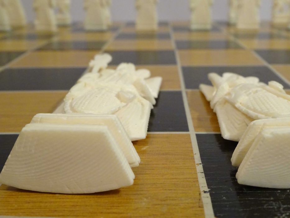 Sah, Joc de Sah asiatic vechi| Piese sculptate manual| RAR