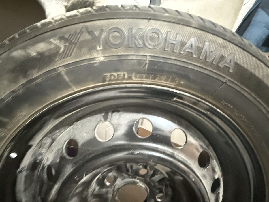 Авто шина запаска 1 шт