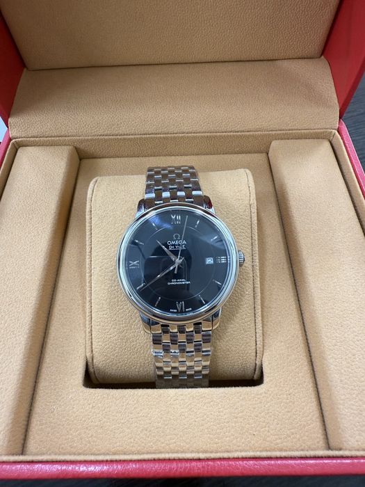 Часы Omega De Ville