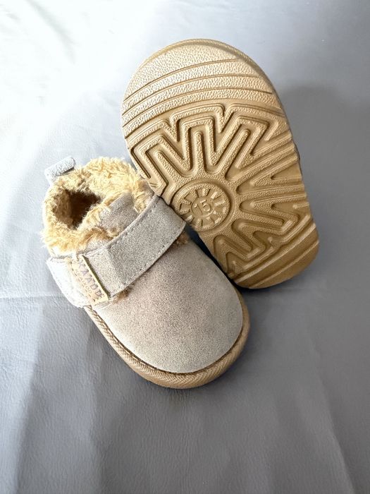 Продам детскую обувь размер 15