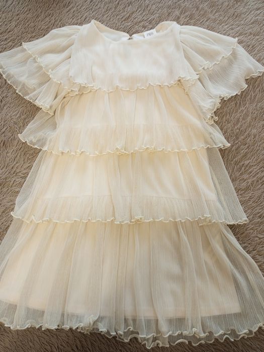 Нарядное  платье