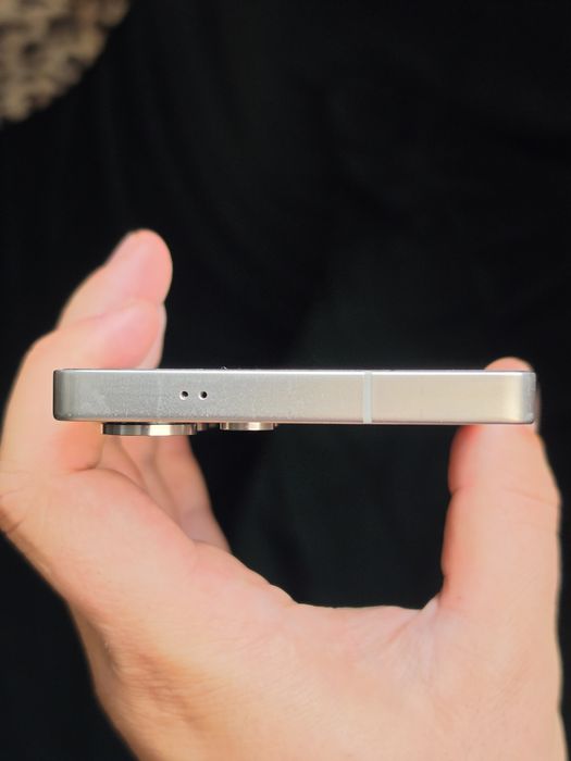 PRET FIX !!! SAMSUNG Galaxy S25 Ultra 512 GB 12 GB RAM  Silver impecabil  la cutie fullbox cu factură orange si garanție.
