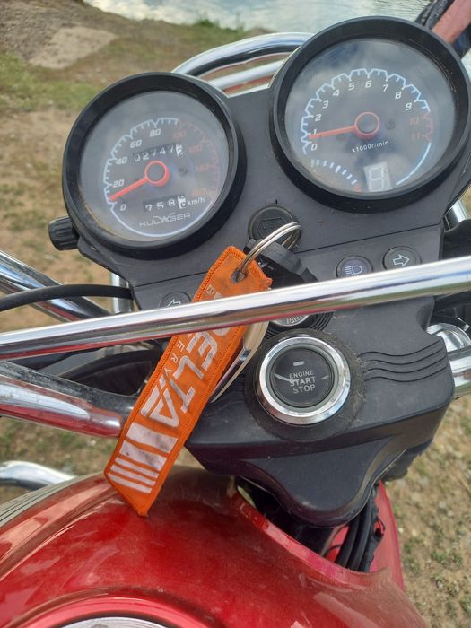 Мотоцикл  200 куб