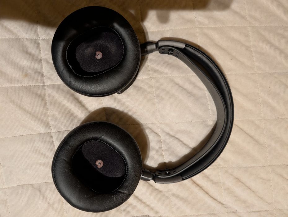 Vând Audeze Maxwell