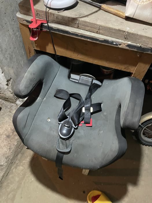 Продам автокресло