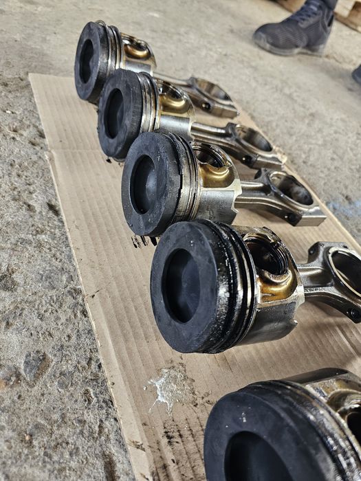 Бутало биела н57 n57 245 кс 258кс 313кс бмв bmw 330d 530d x5 x6