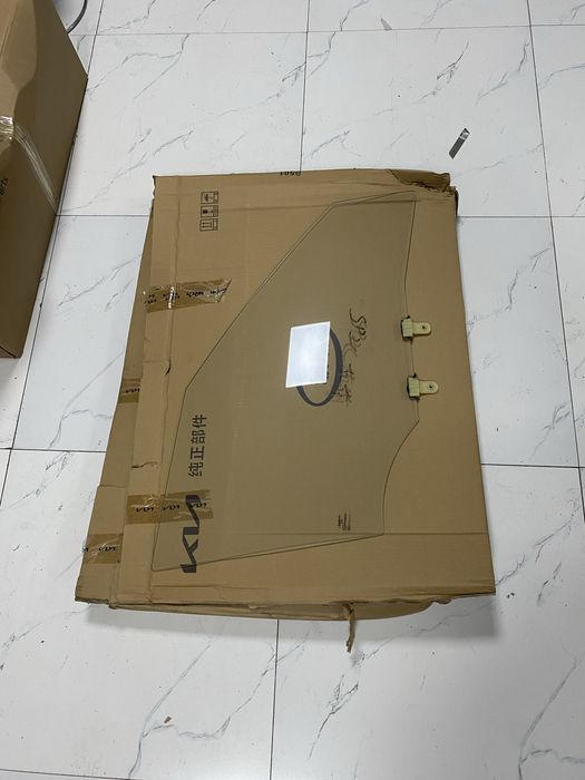 Стекло двери на KIA Seltos китай