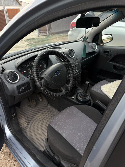 Ford Fiesta 2007, робот