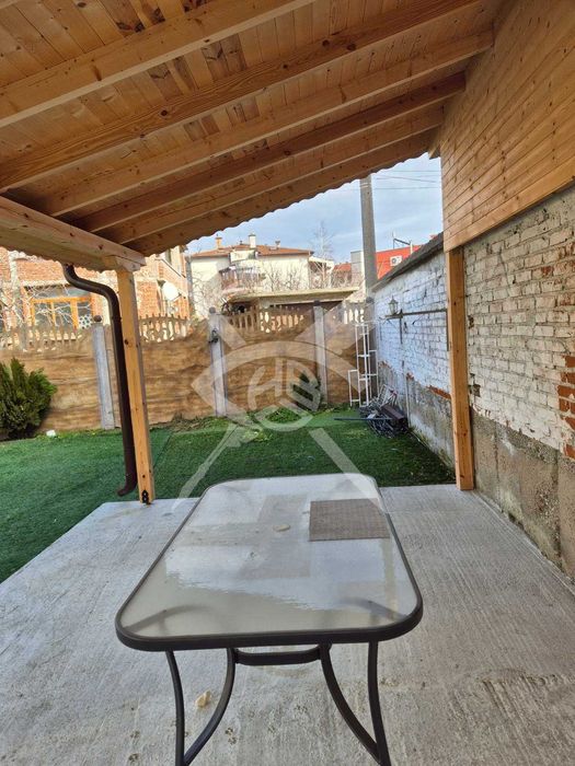 Продава се Къща в Карнобат - 88 кв.м за 830 €/кв.м - Снимка #4